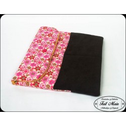 Housse tablette 10" à fleurs rose/rouge et velours marron